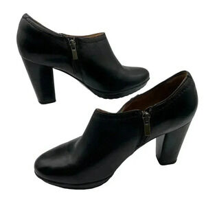 Clarks Lida Palmer Black Leather Stacked Heel Ankle Dress Bootie Womens Size 9 M